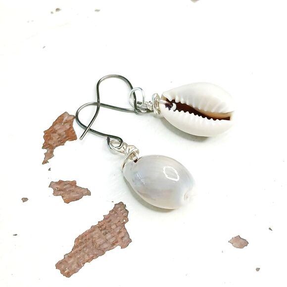 Cowrie Shell Dangle Earrings 1.5" - Picture 2 of 2